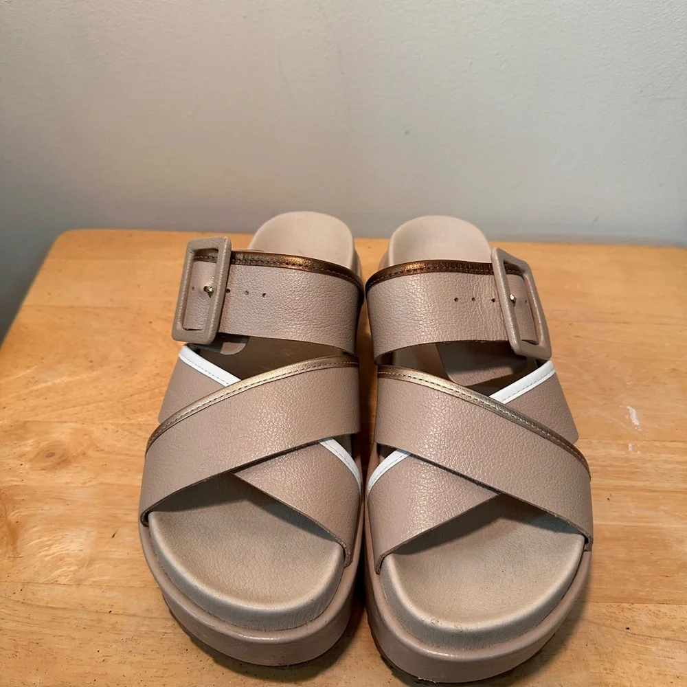 Matisse Stylish Tan Platform Sandals - Picture 3 of 7